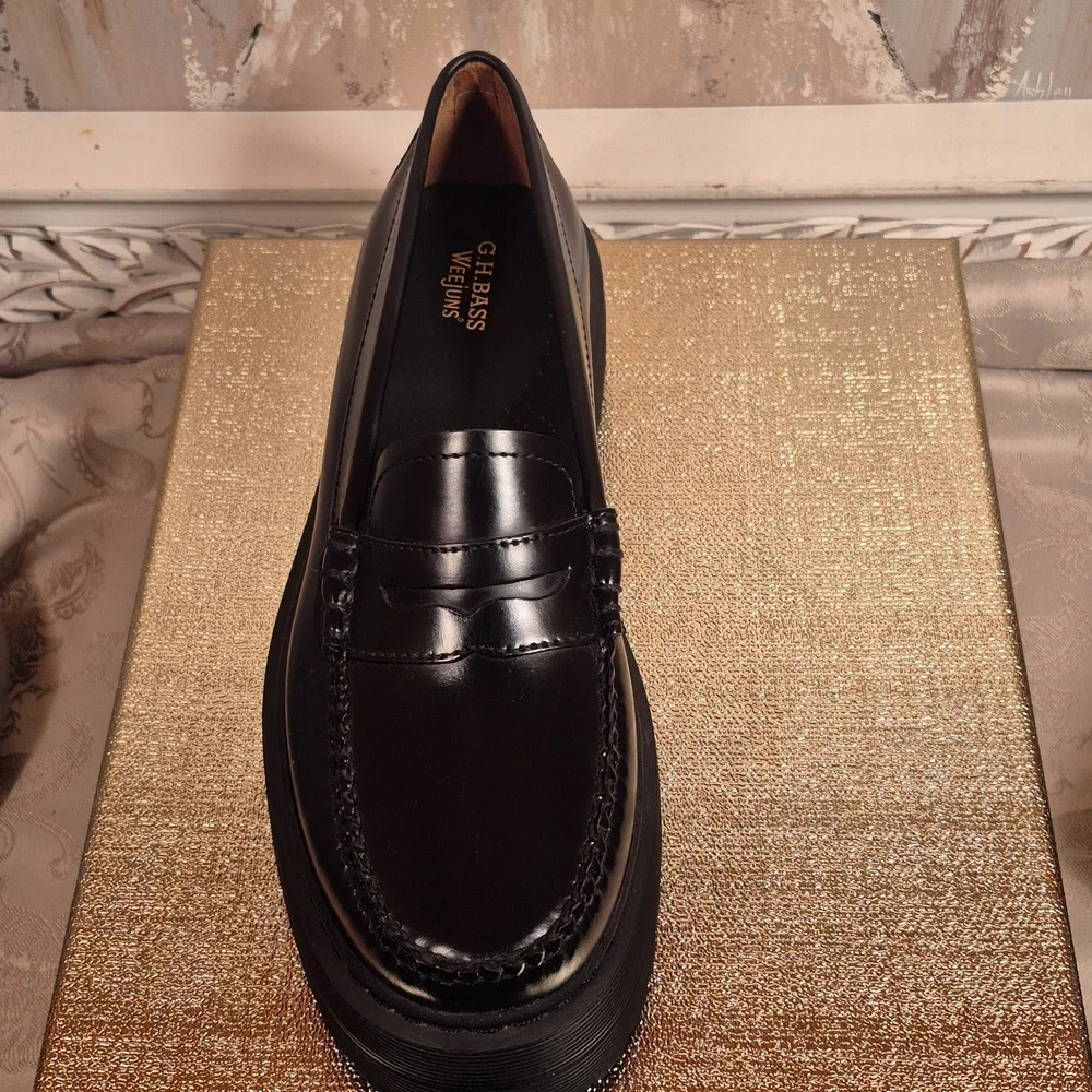 G.H. Bass Whitney Platform Penny Loafer - Picture 12 of 12